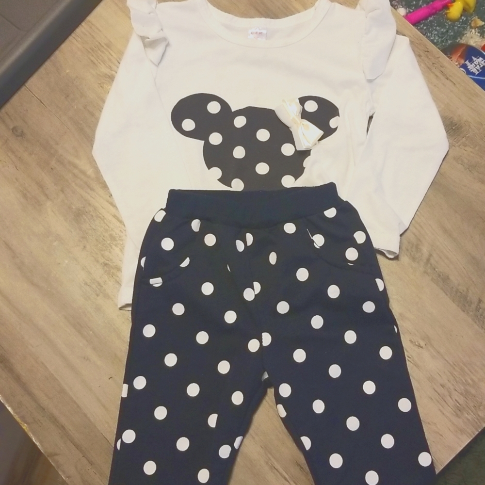 Minnie mouse silhouette set